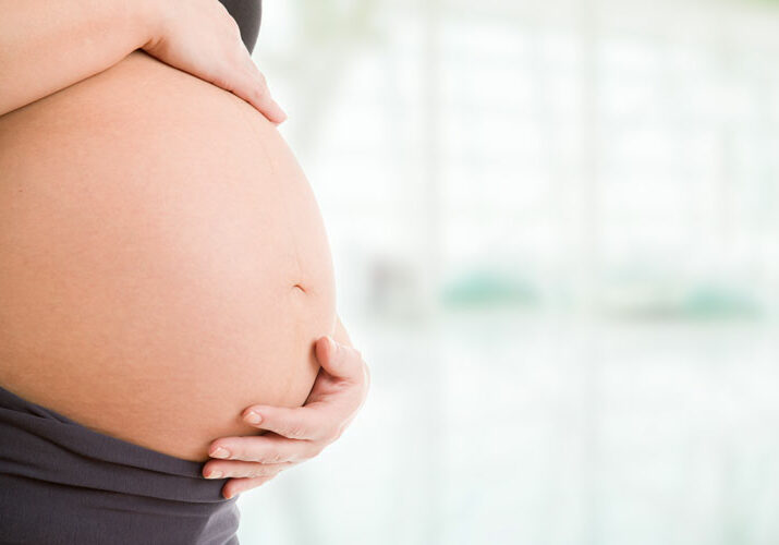 Réflexologie pour mère, maman, de soins en périnatal à Albi, Tarn, Karine Traverse